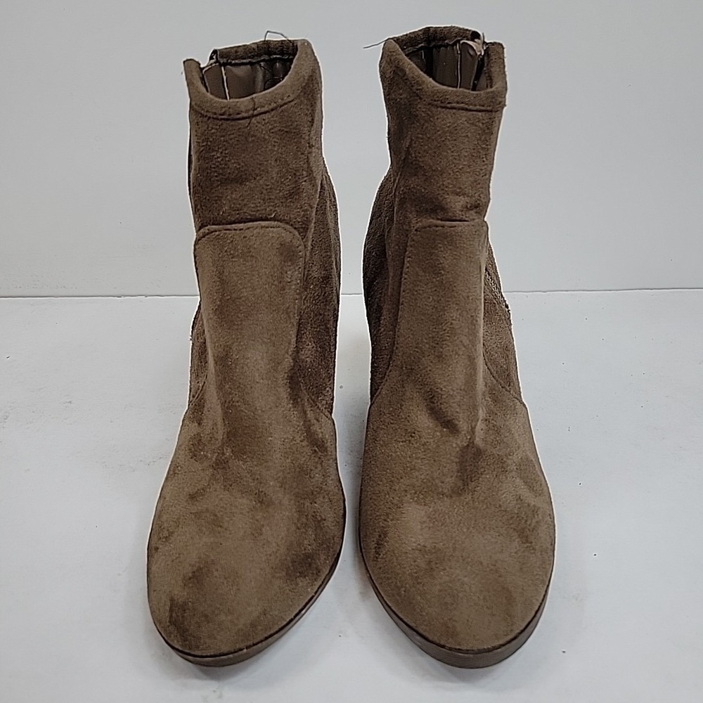 JG taupe faux suede ankle boots side zip block heel booties women Size 7 Comfort - Picture 3 of 8